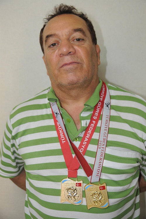 Salih Karakuş, destek istiyor