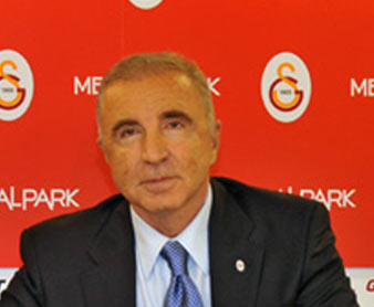 Fenerbahçe dimdik duruyor