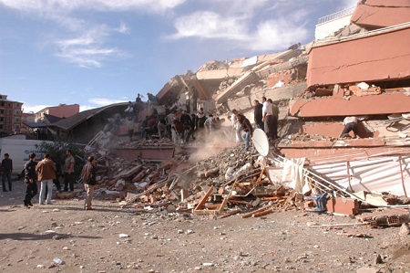 Van´da büyük deprem