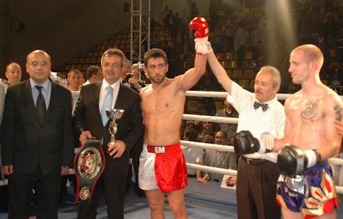 Adem Bozkurt devirdi