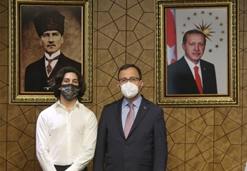 Muharrem Kasapoğlu:`Sizler milletimizin gururusunuz.`