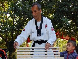 Battalgazi Özçınar, KKTC´de 