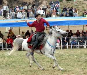 Atlı Cirit dünyaya açılacak