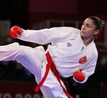 Merve Çoban`dan bronz madalya