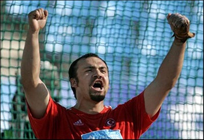 Eşref Apak Olimpiyatlarda