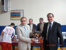 Van&acute;da kuşak sınavı