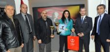Şampiyon, Kalyoncu´ya ödül