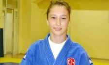 Betül Aydın,tarih yazdı