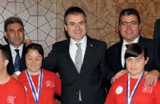 Onlar Gözümüzün Nuru