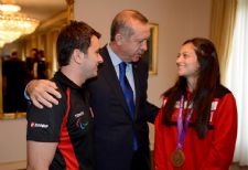 Erdoğan, sporcuları ağırladı