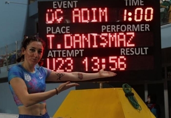 Tuğba Danışmaz`dan Türkiye rekoru