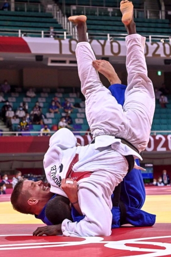 Mihael Zgank, Davlat Bobonov`a yenildi