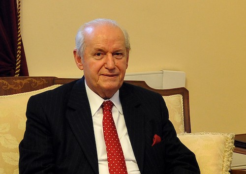Şener Erzik, tamam gibi