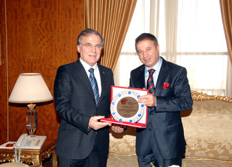 Şahin&acute;den kabul